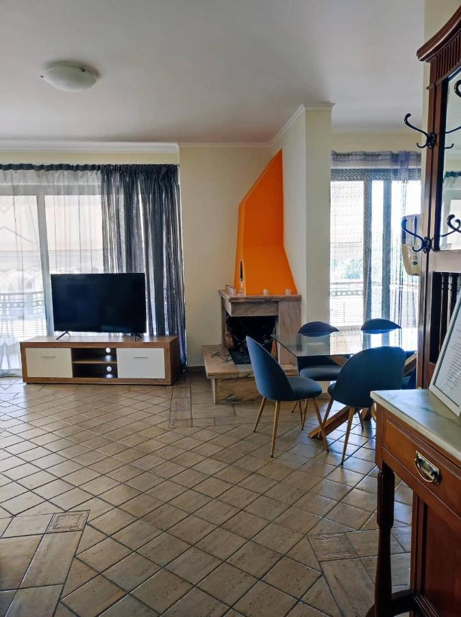 Nefeli City Apartments Патра Экстерьер фото