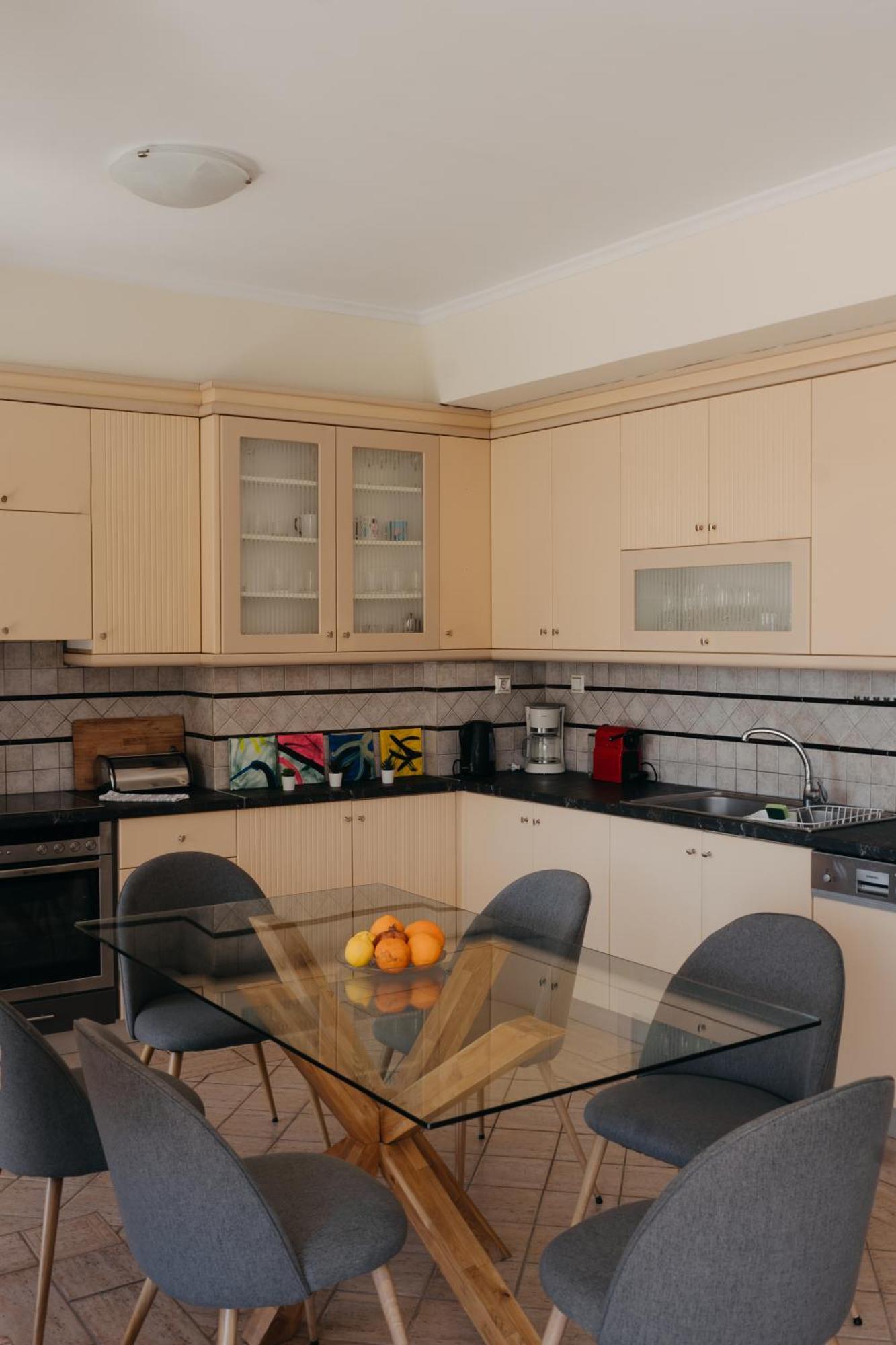 Nefeli City Apartments Патра Экстерьер фото