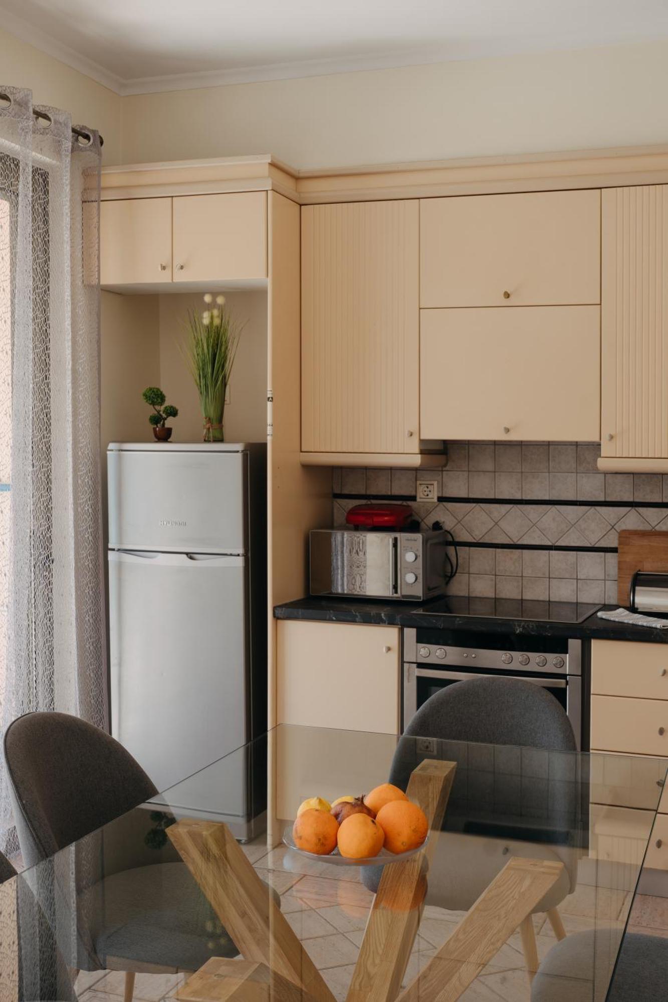 Nefeli City Apartments Патра Экстерьер фото